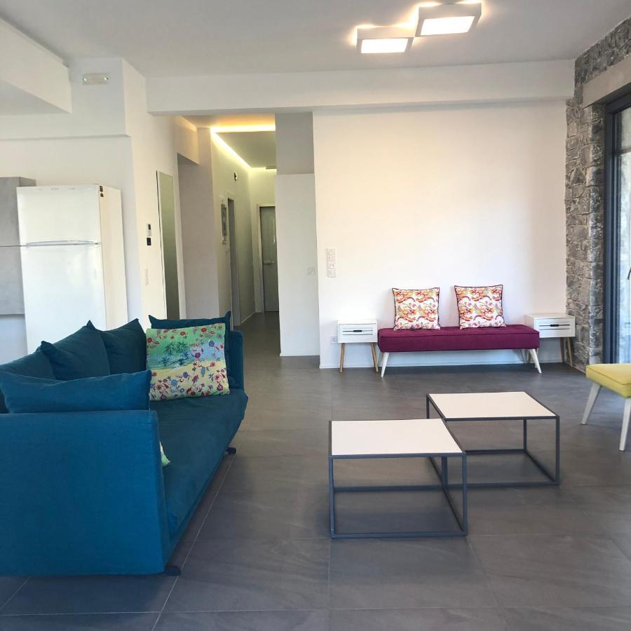 Elion Luxury Apartments Каламата Екстер'єр фото