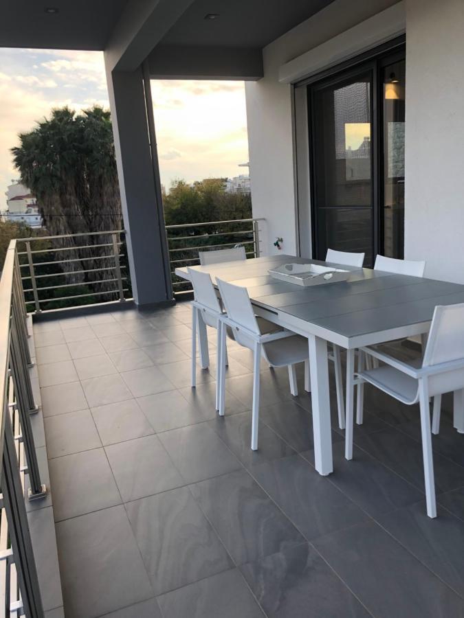 Elion Luxury Apartments Каламата Екстер'єр фото